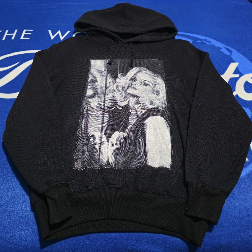 Guess x Cali Thornhill DeWitt × Anna Nicole Smith Hoodie Size M